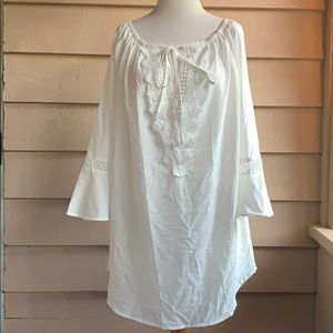 NWOT ✨ Angelic Tunic Blouse Beautiful + Light